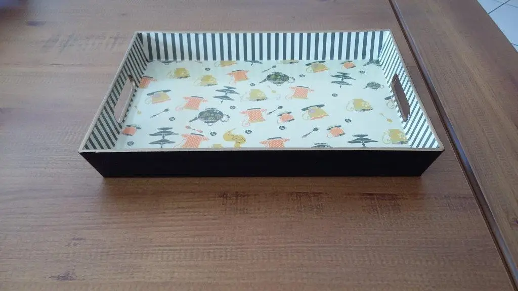 BANDEJA MONTARTE PLASTICO DIVERSOS  REF:A21