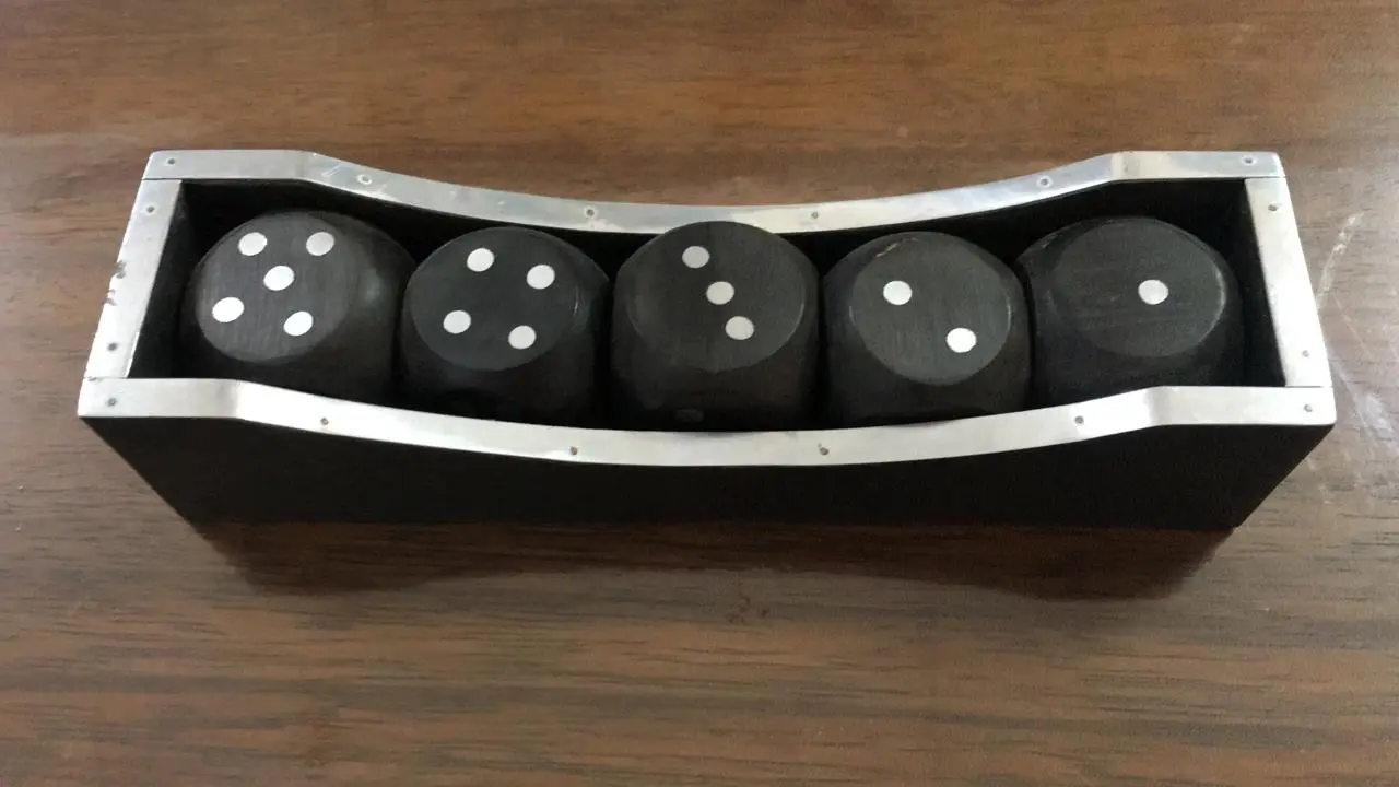 CAIXA MAD. GOODS RET. DADOS PEQUENOS  REF:36095