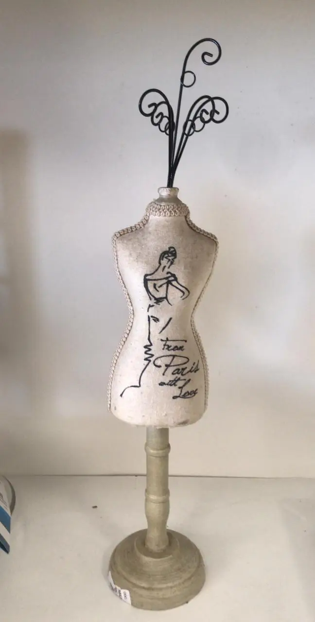 MANEQUIM HOME GARDEN CORPETE  REF:05981