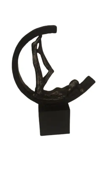 ESCULTURA MODALI MO8660 DEITADO NA LUA