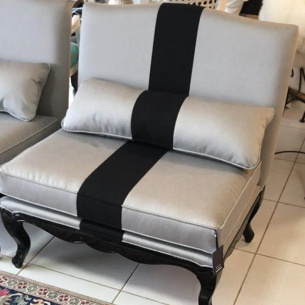 POLTRONA ATR 212 LACA PRETA BRILHO(BL)