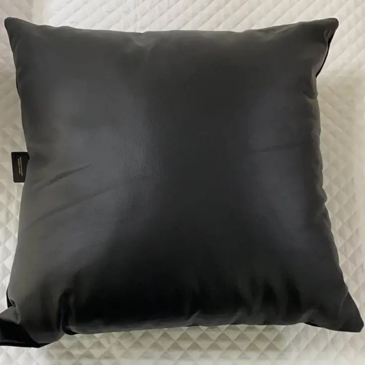 ALMOFADA DECORTEXTIL 018-36 COURO PRETA LISA(BL)