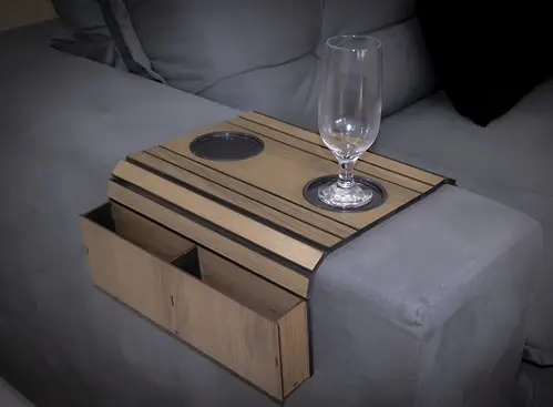 ESTEIRA P/BRACO SOFA ESTFLEX JD-10.012 C/PORTA COPOS/CONT. MADEIRA IPE