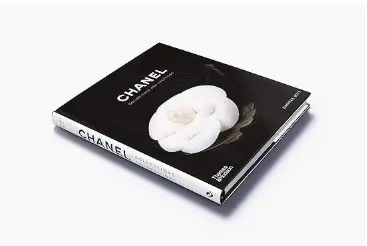 LIVRO QUEEN BOOKS CHANEL COLLECTIONS AND CREATIONS