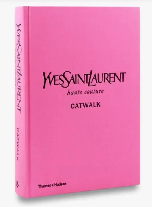 LIVRO QUEEN BOOKS YVES SAINT LAURENT(BL)