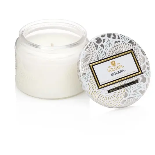 VELA POTE VIDRO VOLUSPA 7248 25H RELEVO MOKARA(BL)